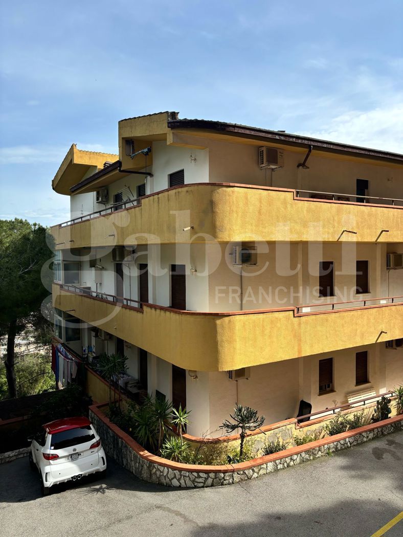 Appartamento in vendita a Palermo