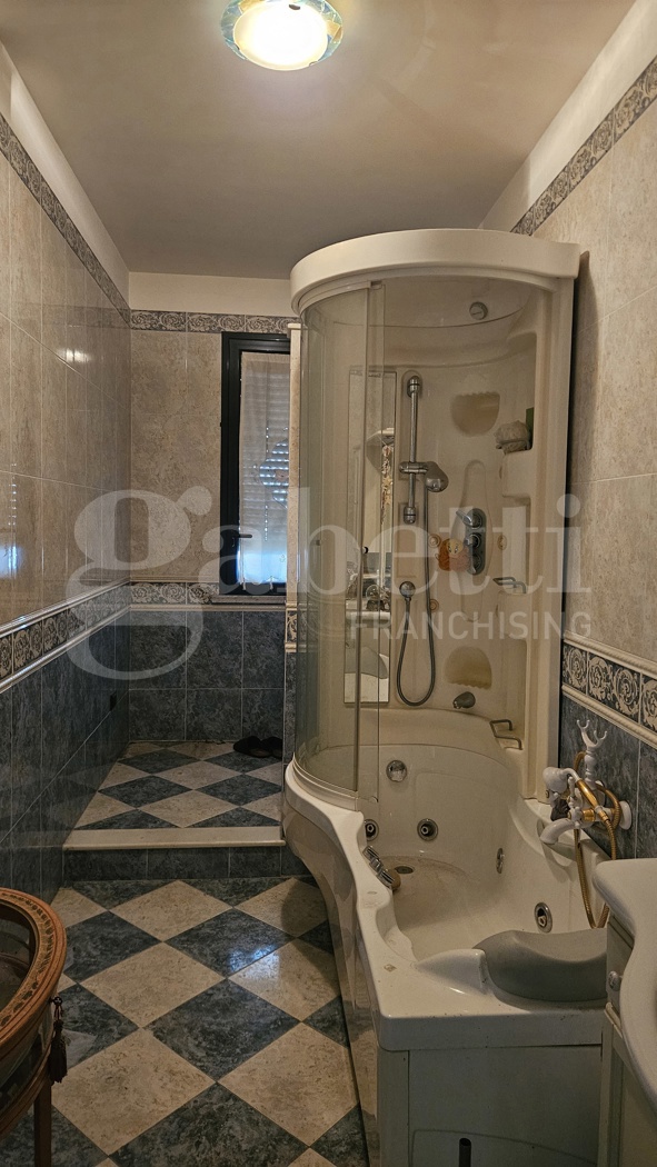 Quadrilocale in vendita a Bagheria