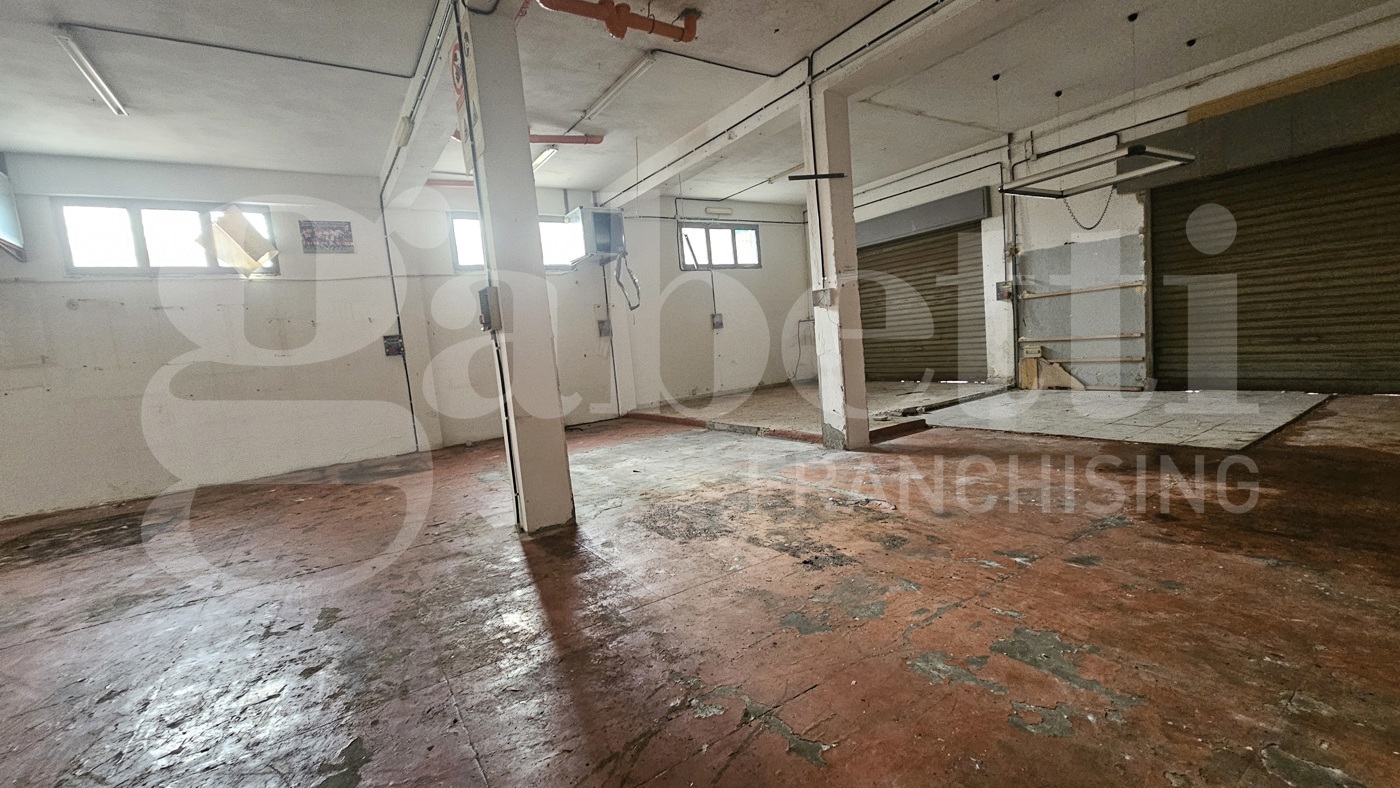 Magazzino in vendita a Palermo