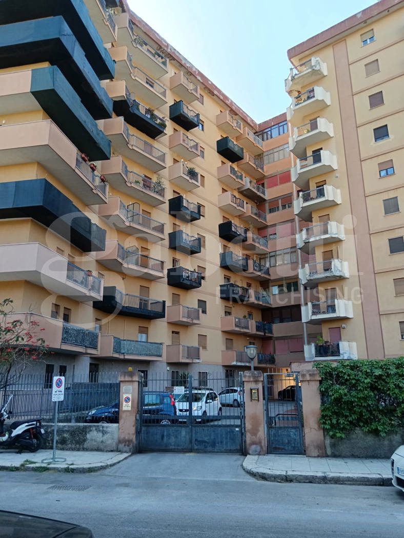 Quadrilocale in affitto a Palermo