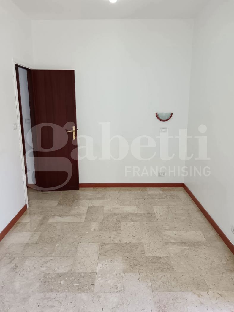 Quadrilocale in affitto a Palermo