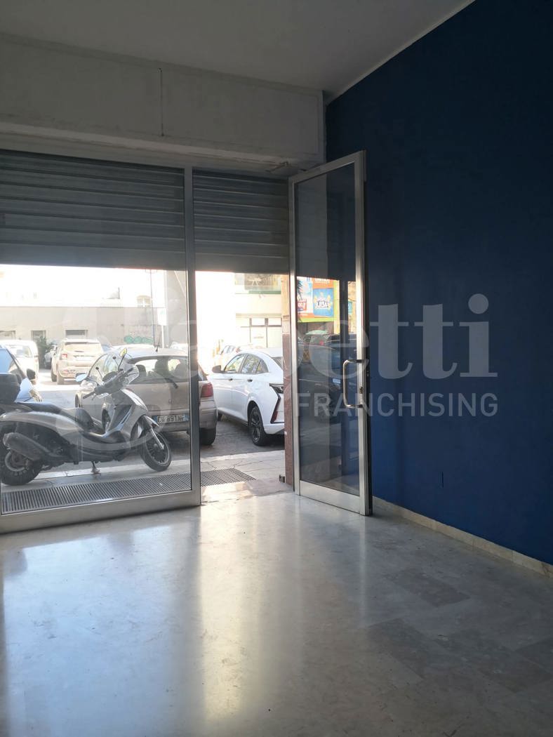 Negozio in affitto a Palermo
