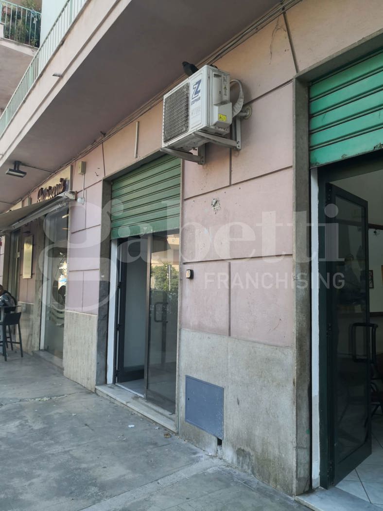 Negozio in affitto a Palermo
