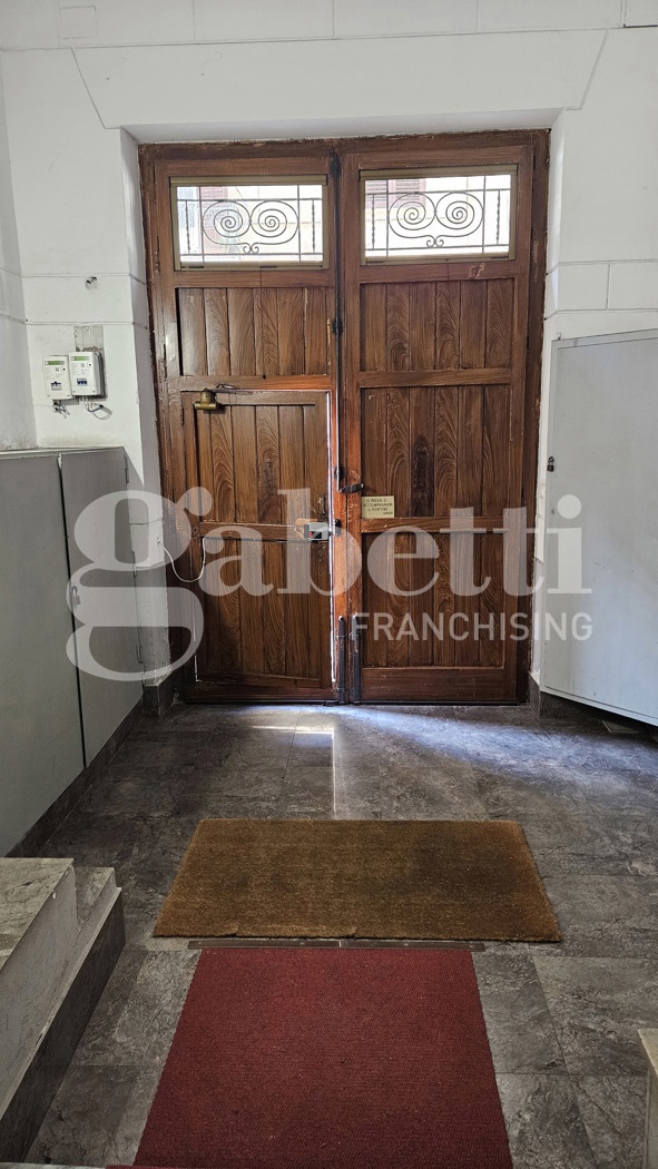 Trilocale arredato in affitto a Palermo