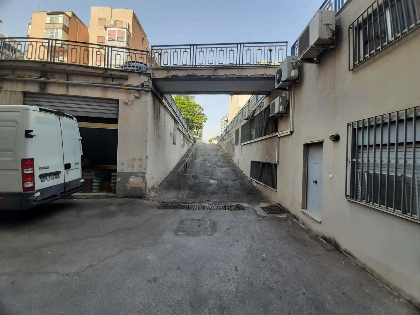 Box/Garage 22mq in vendita a Palermo