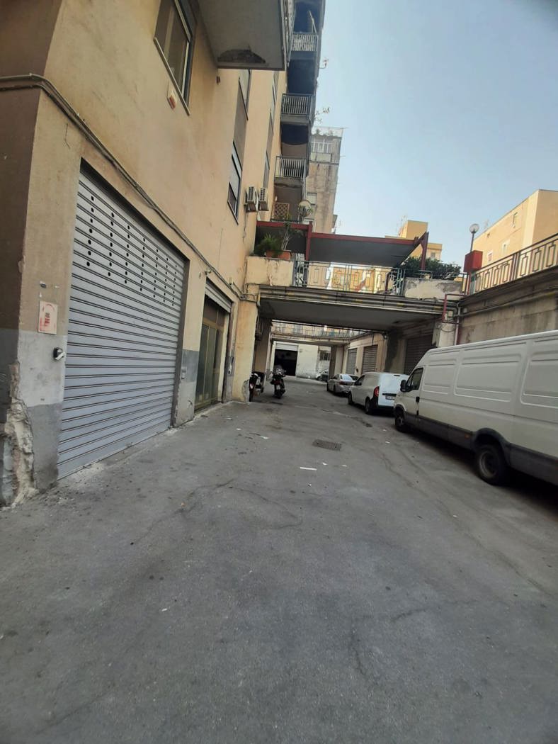 Box/Garage 22mq in vendita a Palermo