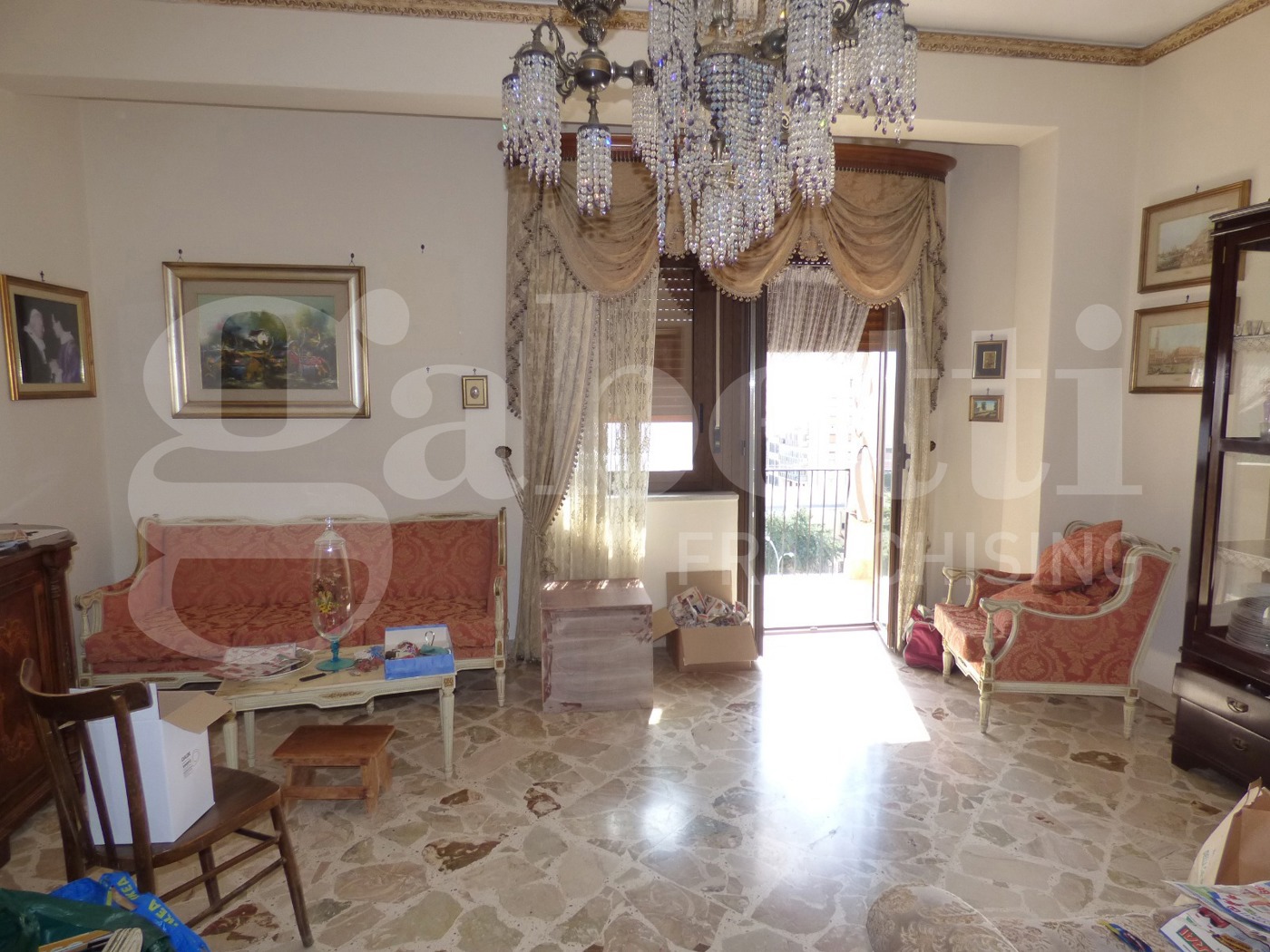 Trilocale da ristrutturare a Palermo