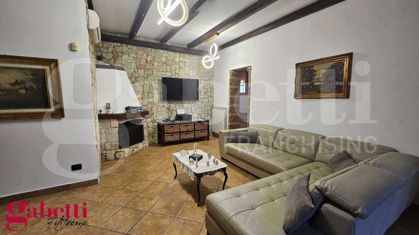 Villa con giardino a Misilmeri