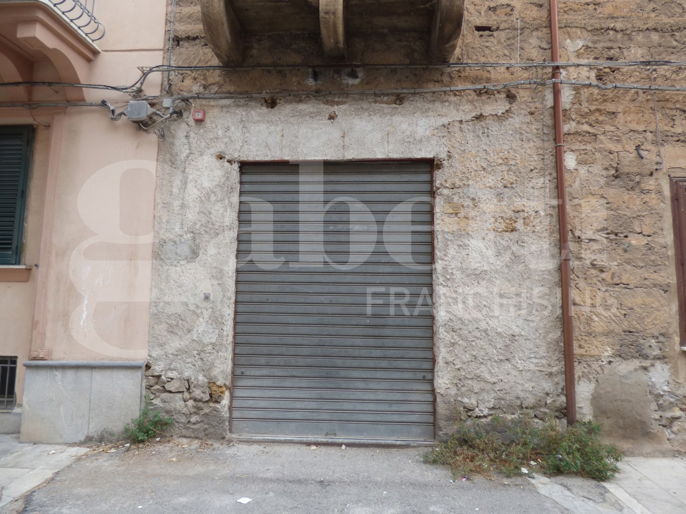 Magazzino in vendita a Palermo