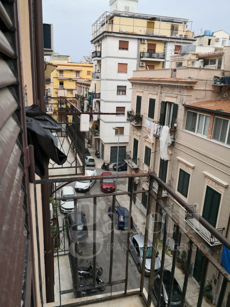 Bilocale da ristrutturare a Palermo