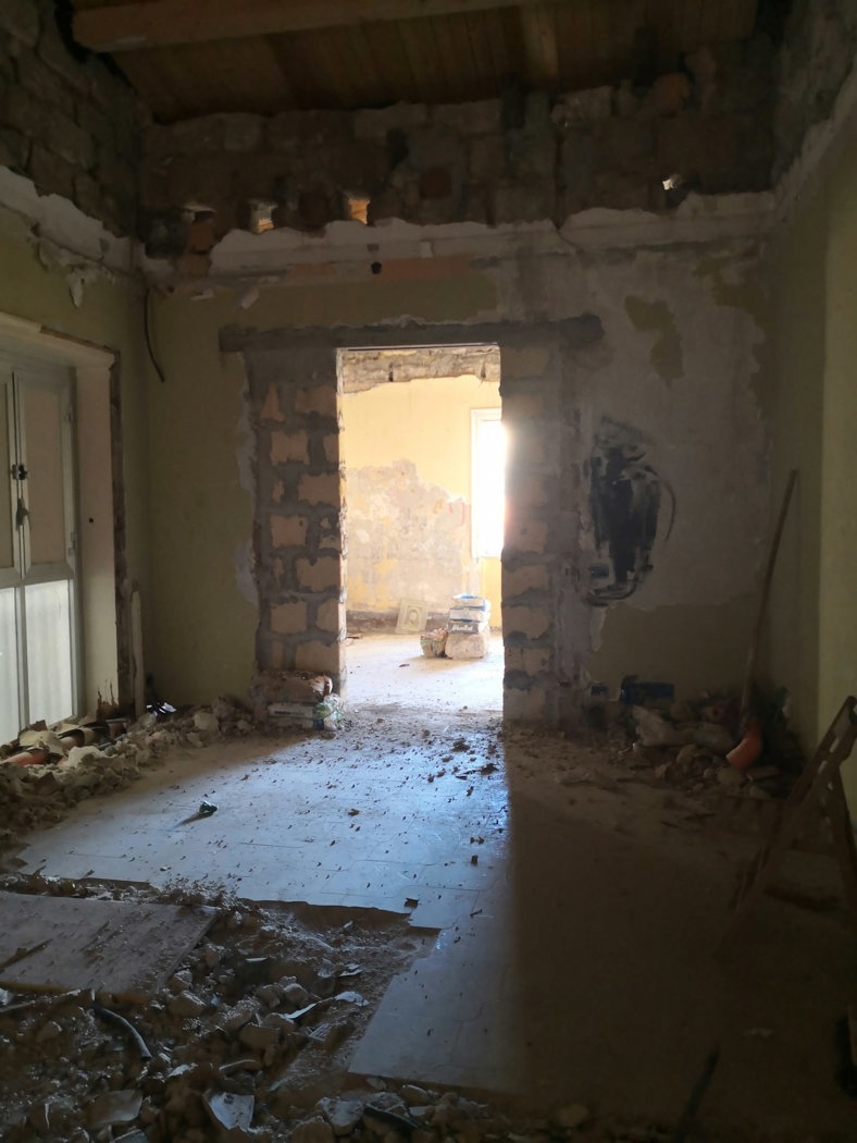 Bilocale da ristrutturare a Palermo