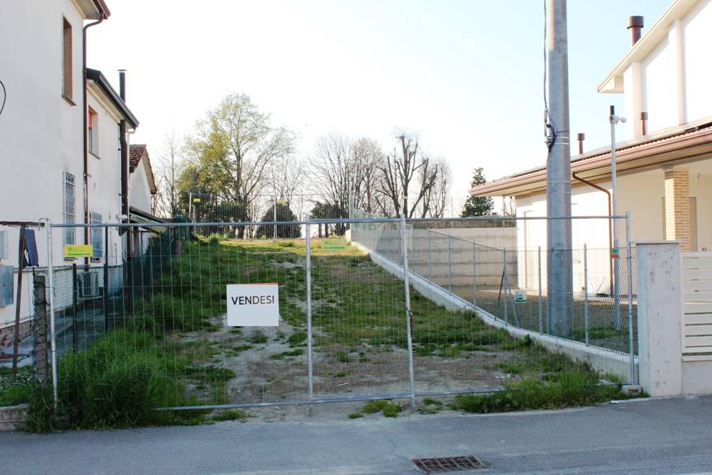 Terreno edificabile in vendita a Lugo