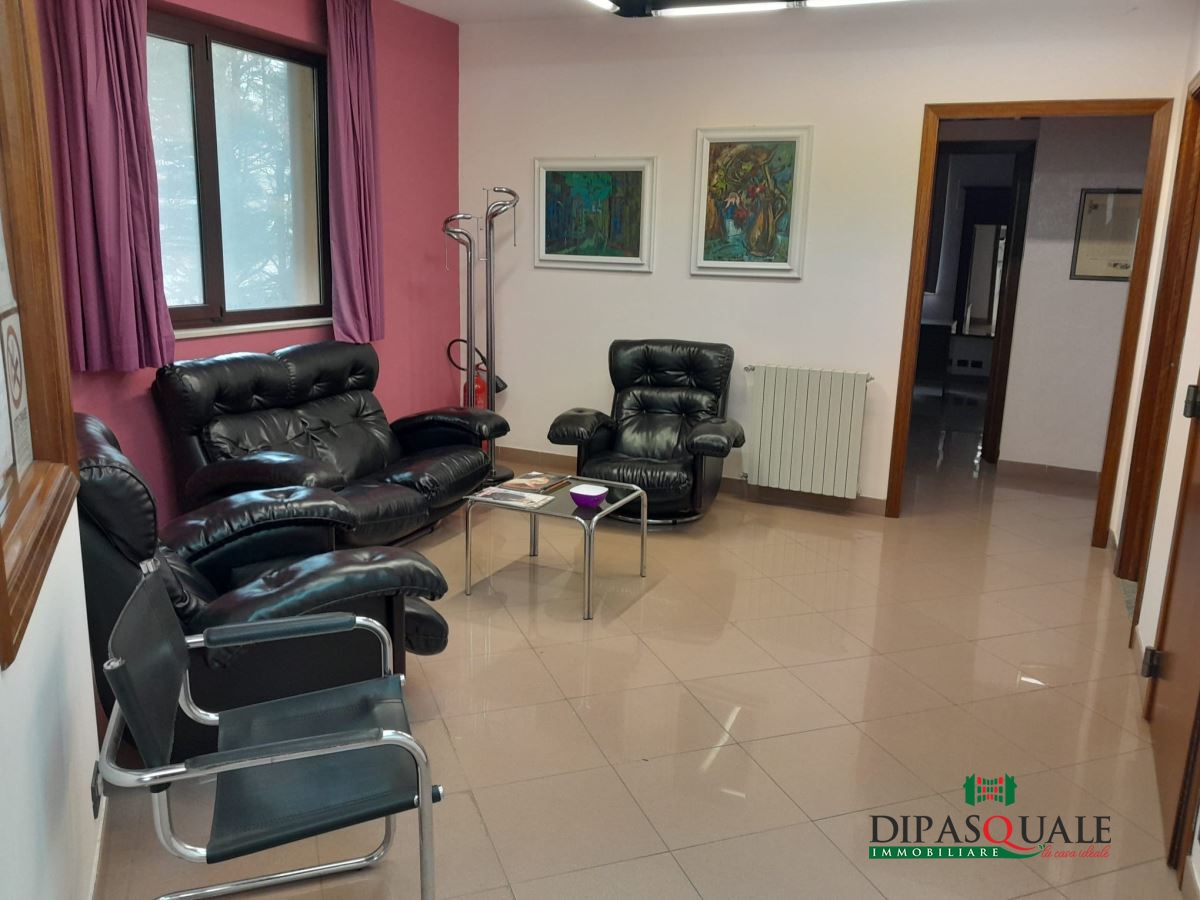 Ufficio in affitto a Ragusa