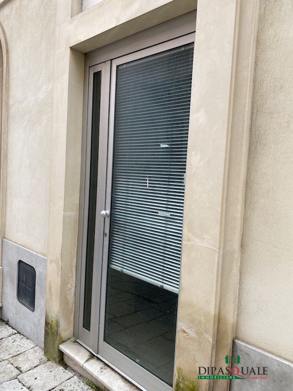 Ufficio in vendita a Ragusa