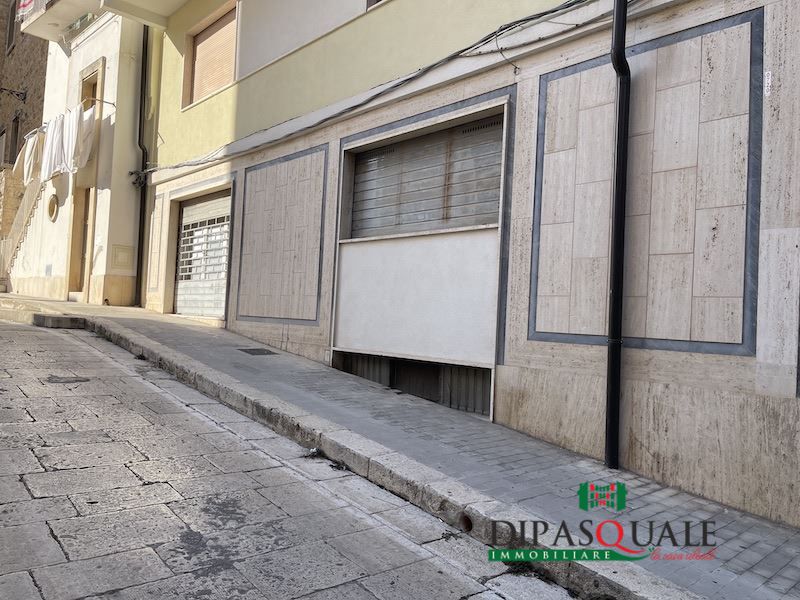 Box/Garage 71mq in vendita a Ragusa