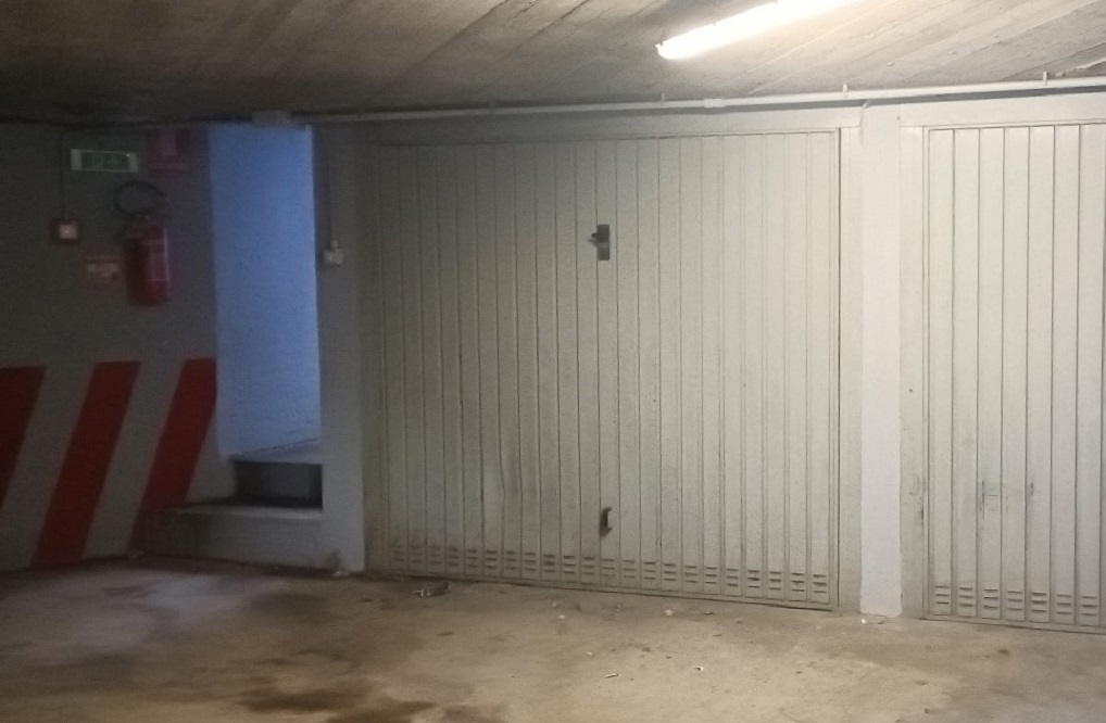 Box/Garage 12mq in vendita a Vaprio d'Adda