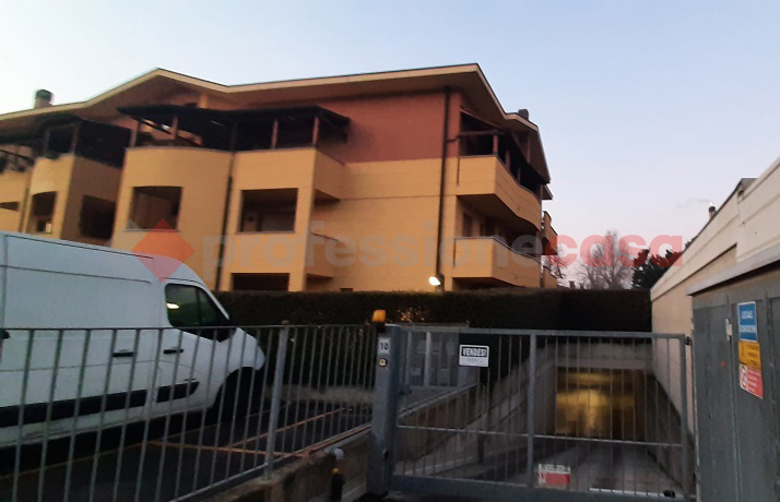 Box/Garage 18mq in vendita a Vaprio d'Adda