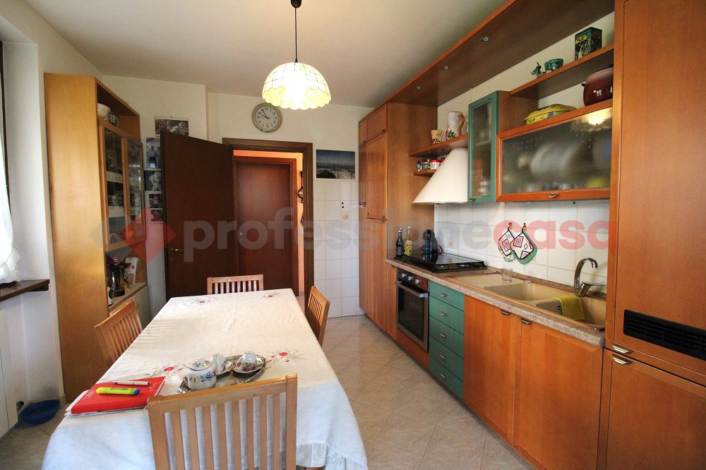 Villa Bifamiliare con giardino a Basiano