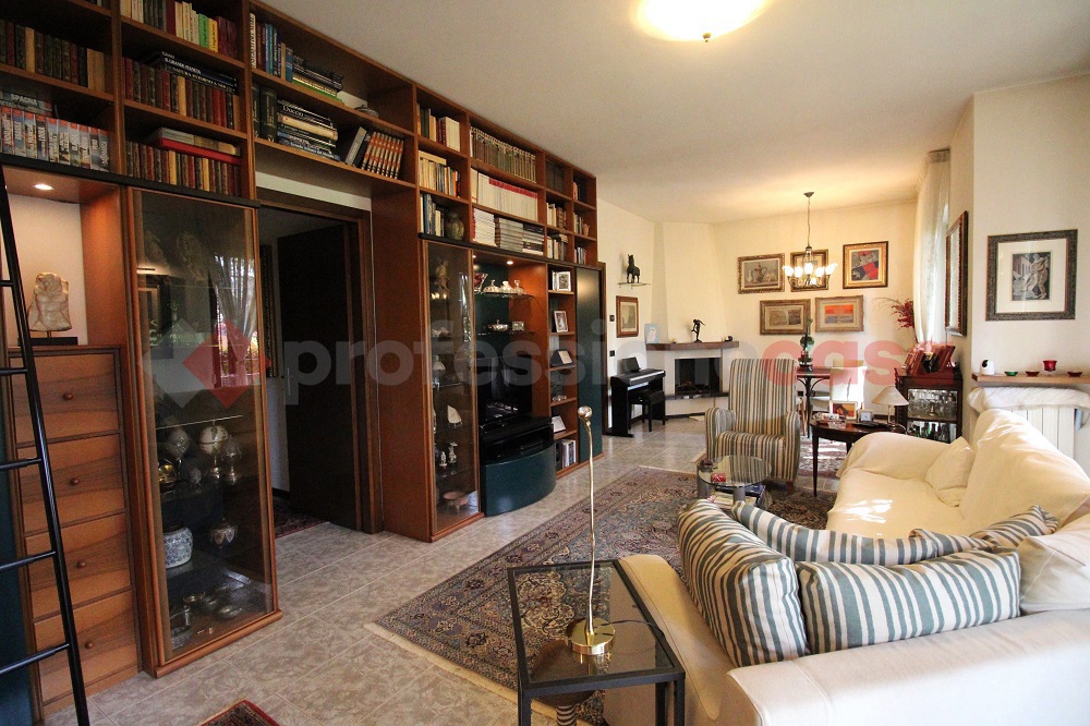 Villa in vendita a Vaprio d'Adda