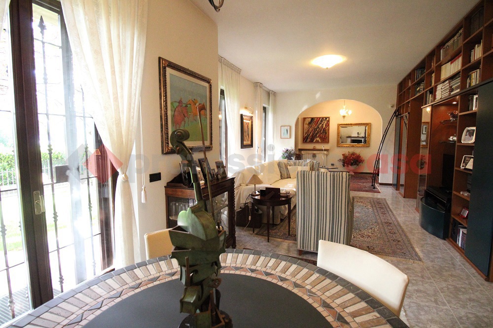 Villa in vendita a Vaprio d'Adda