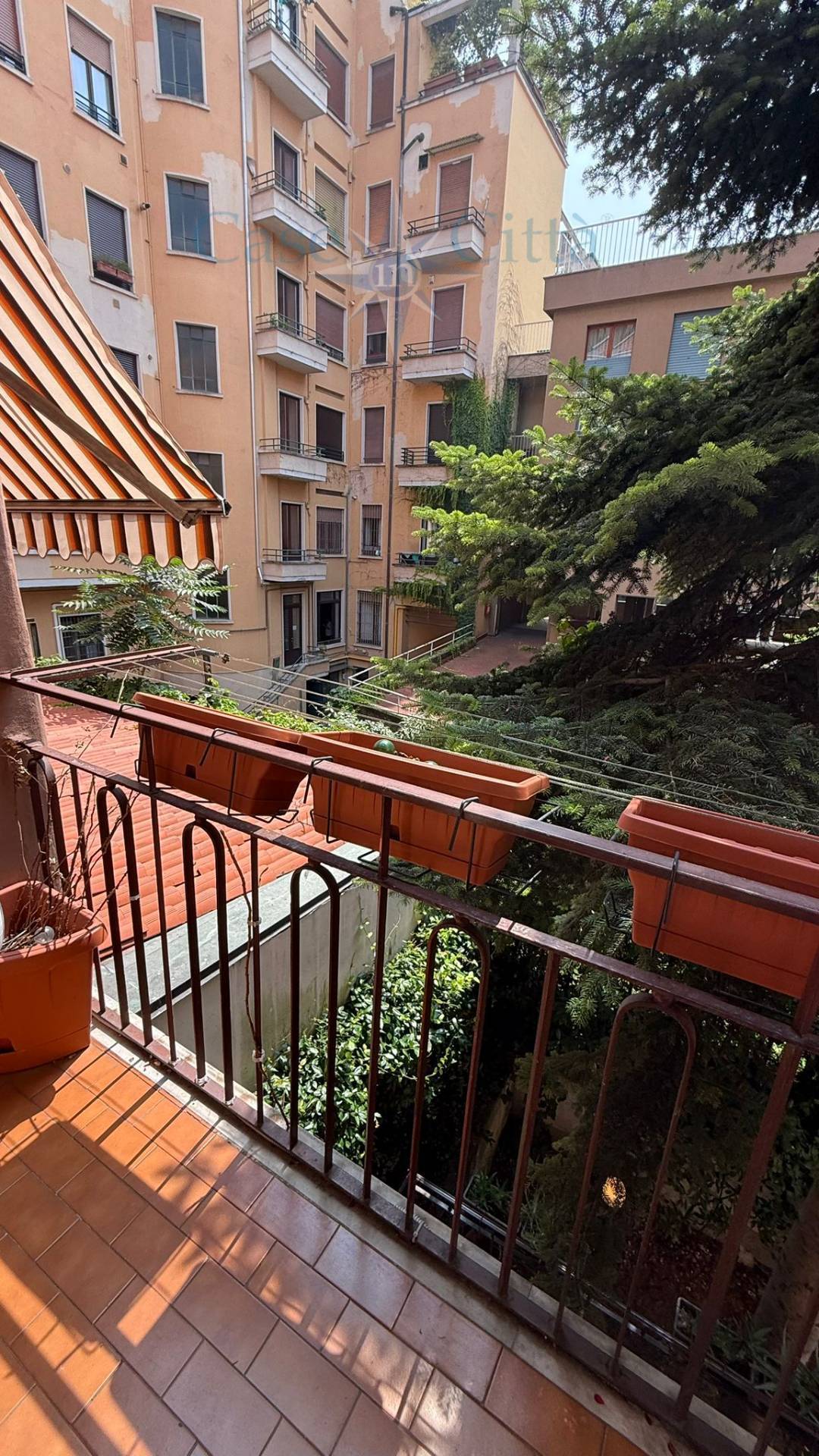 Appartamento in affitto a Milano, De Angeli