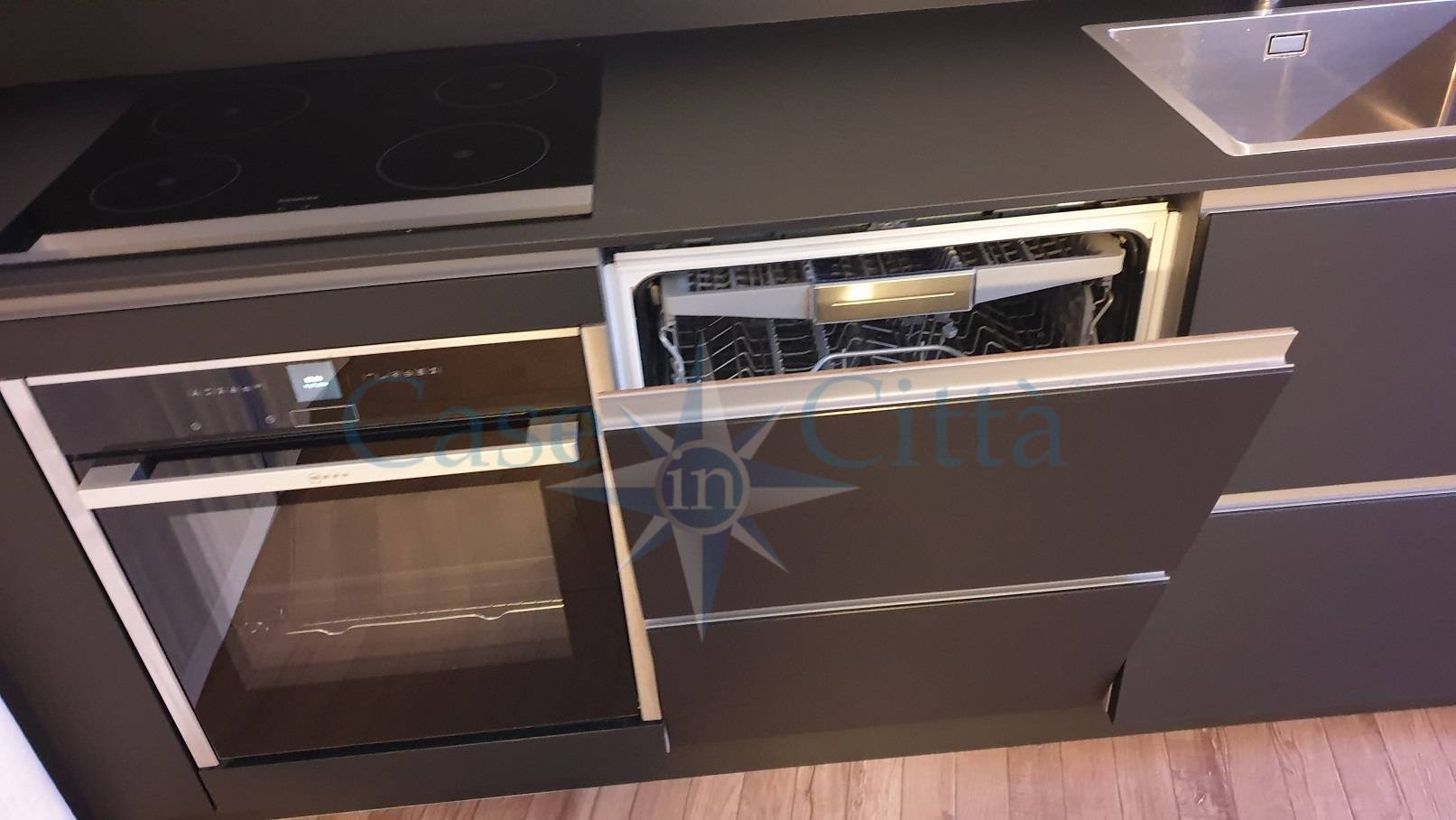 Appartamento in affitto a Milano, De Angeli