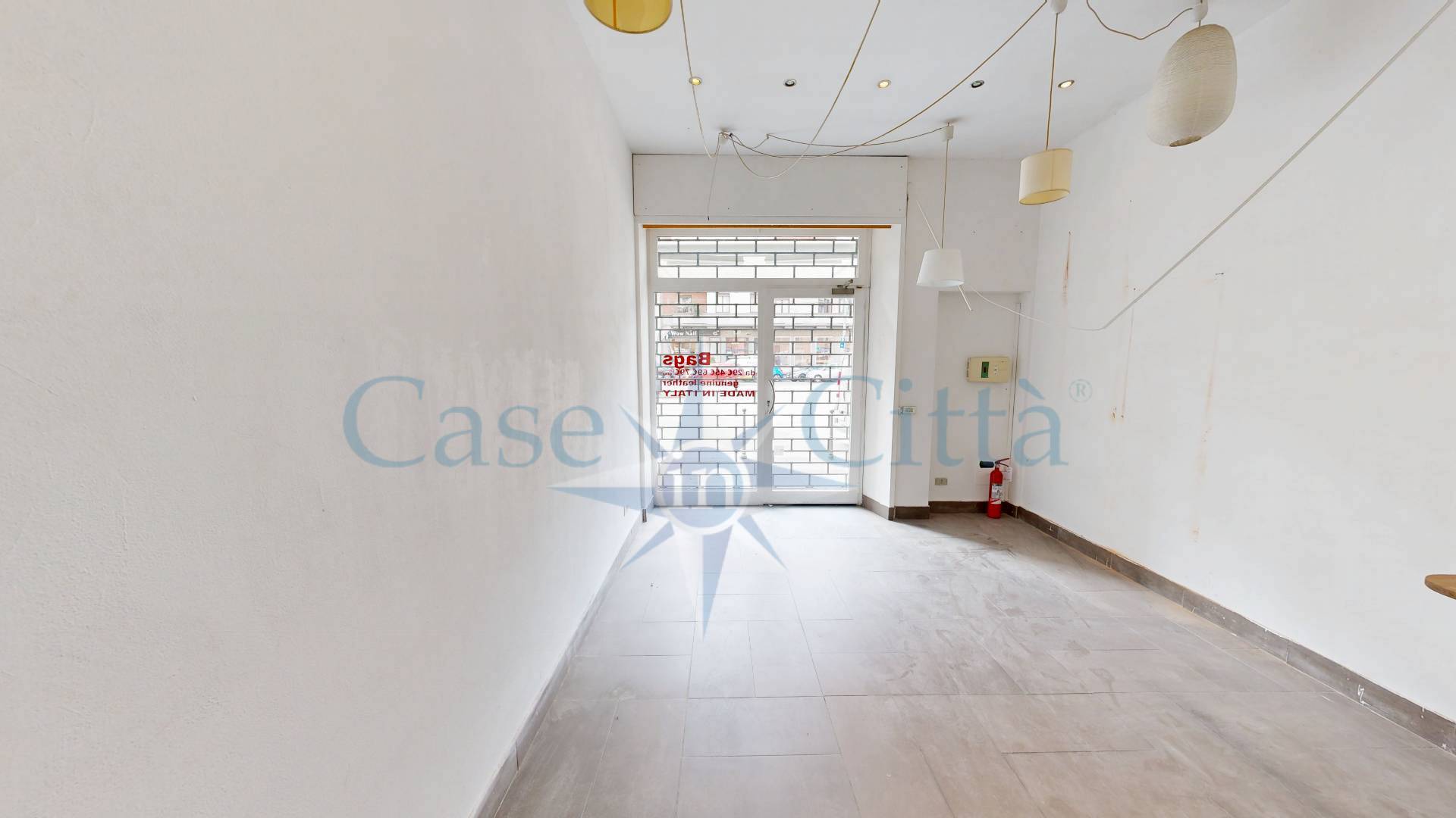 Locale commerciale in vendita a Milano