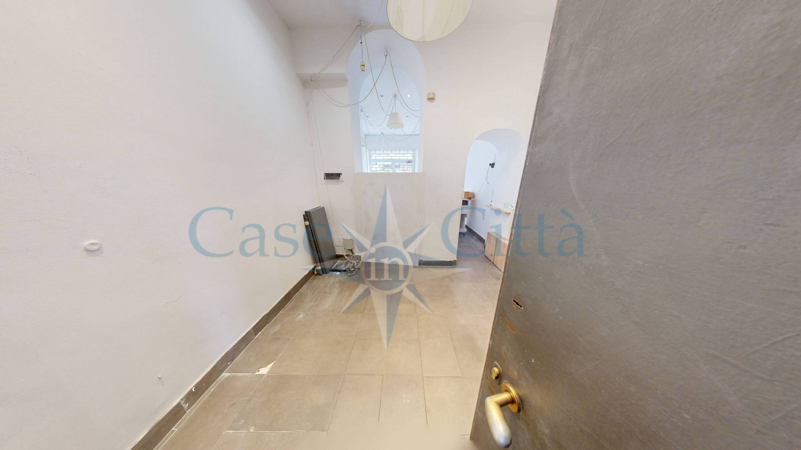 Locale commerciale in vendita a Milano