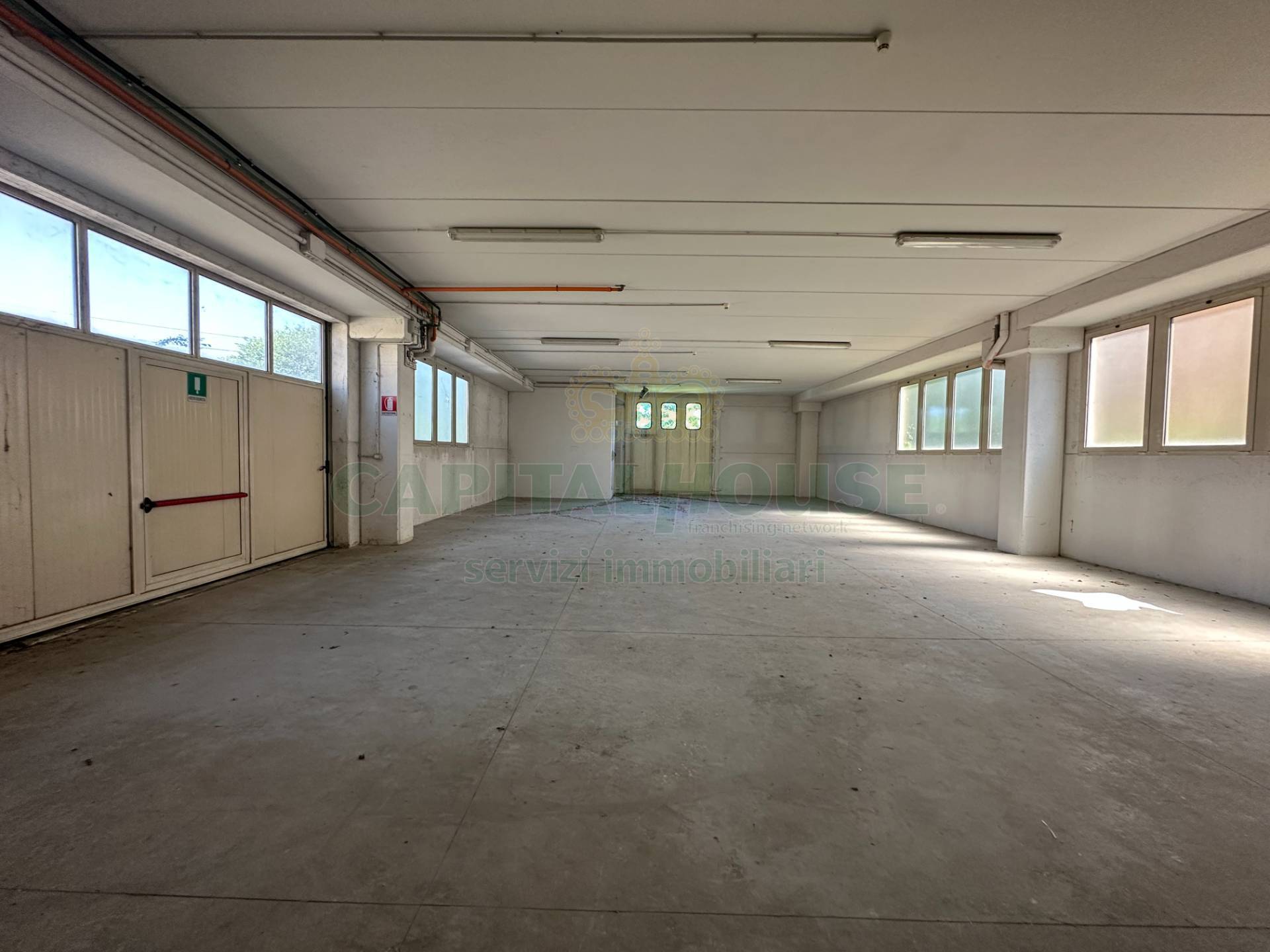 Commerciale in vendita a Argelato