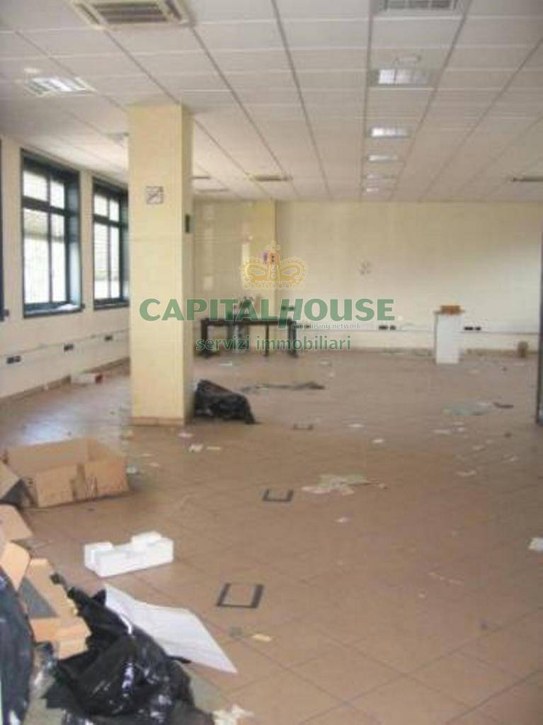 Commerciale in vendita a Bologna