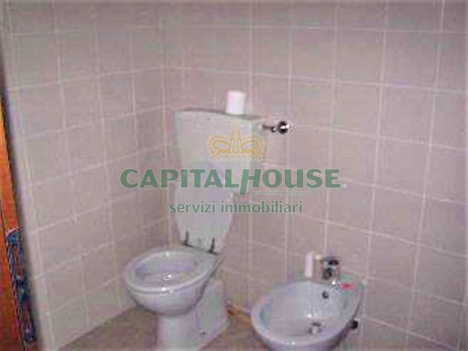 Ufficio in vendita a Imola, Zona industriale