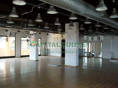 Attivit commerciale in vendita a Piacenza