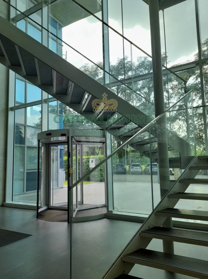 Ufficio in vendita a Zola Predosa, Rigosa