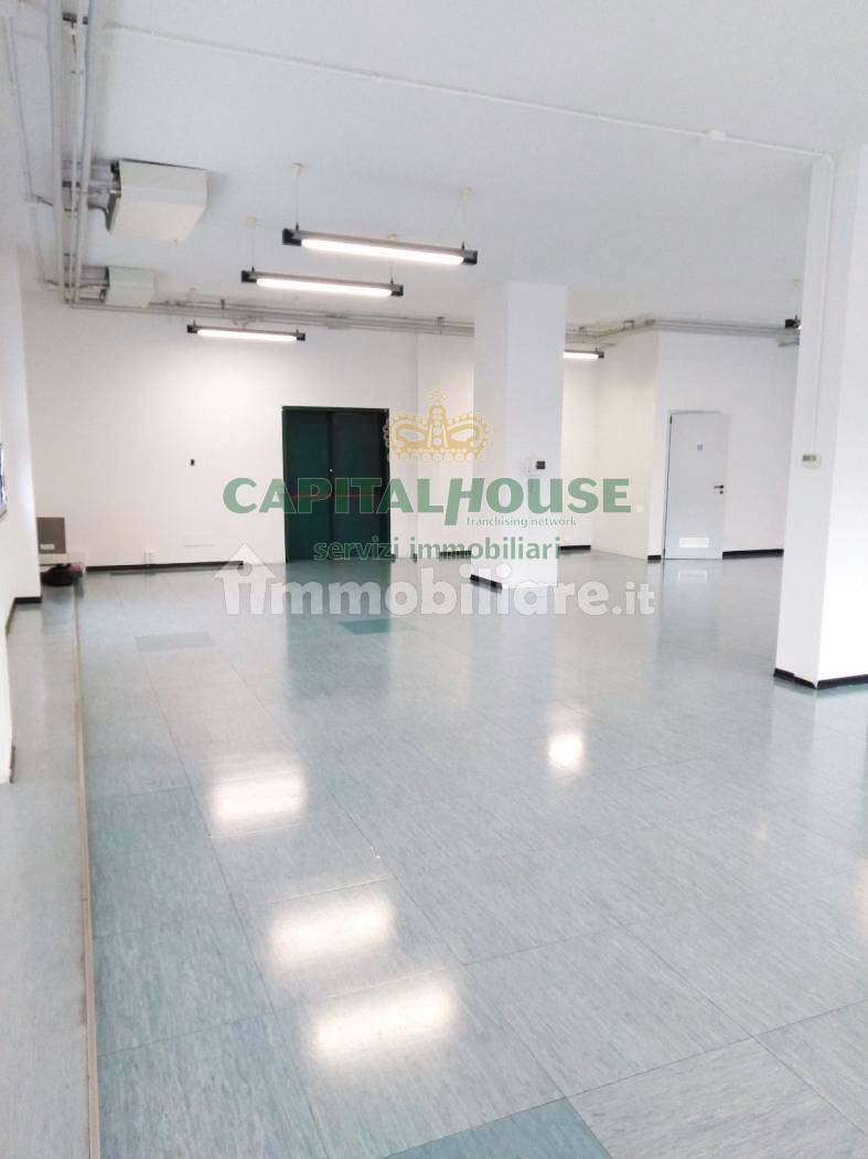 Ufficio in affitto a Bologna, Navile (Lame)