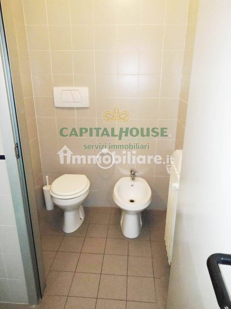 Ufficio in affitto a Bologna, Navile (Lame)