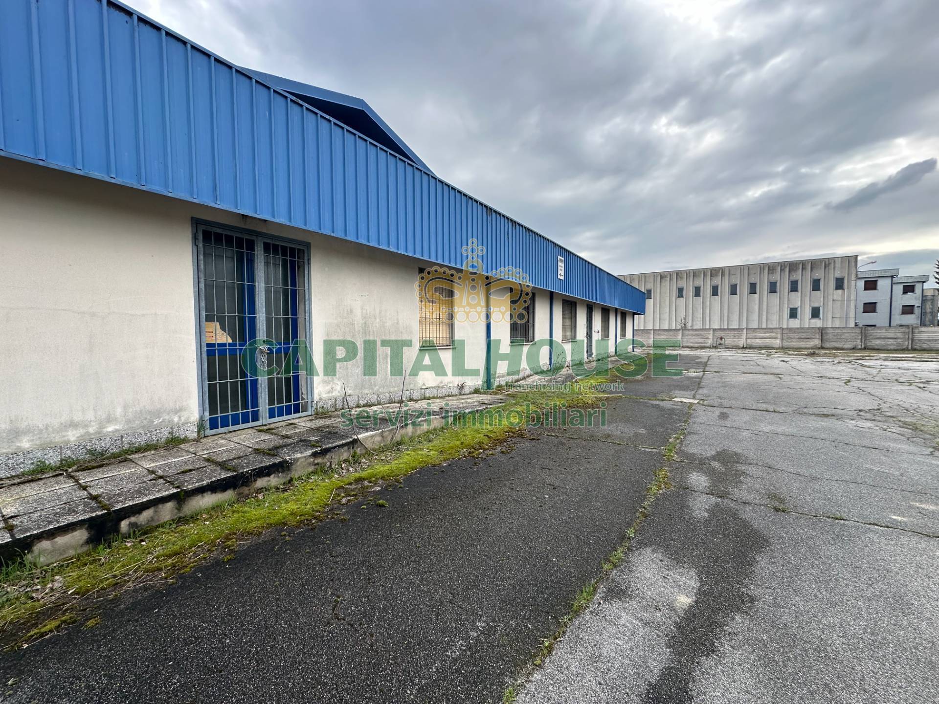 Opificio in vendita a Ferrara, Porotto-Cassana