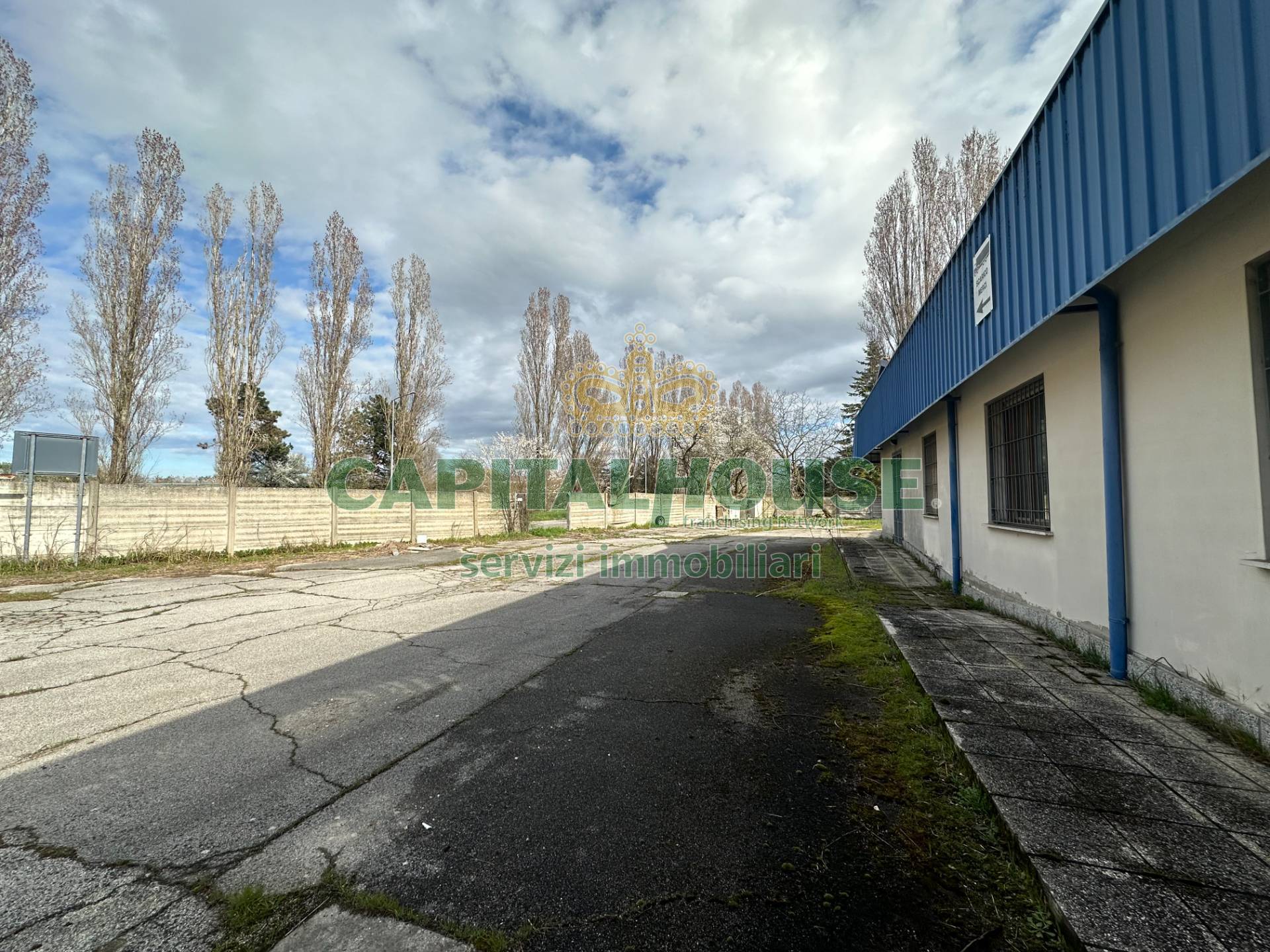 Opificio in vendita a Ferrara, Porotto-Cassana