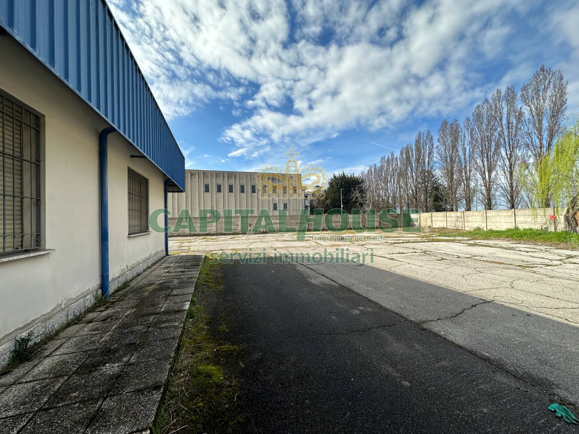 Opificio in vendita a Ferrara, Porotto-Cassana