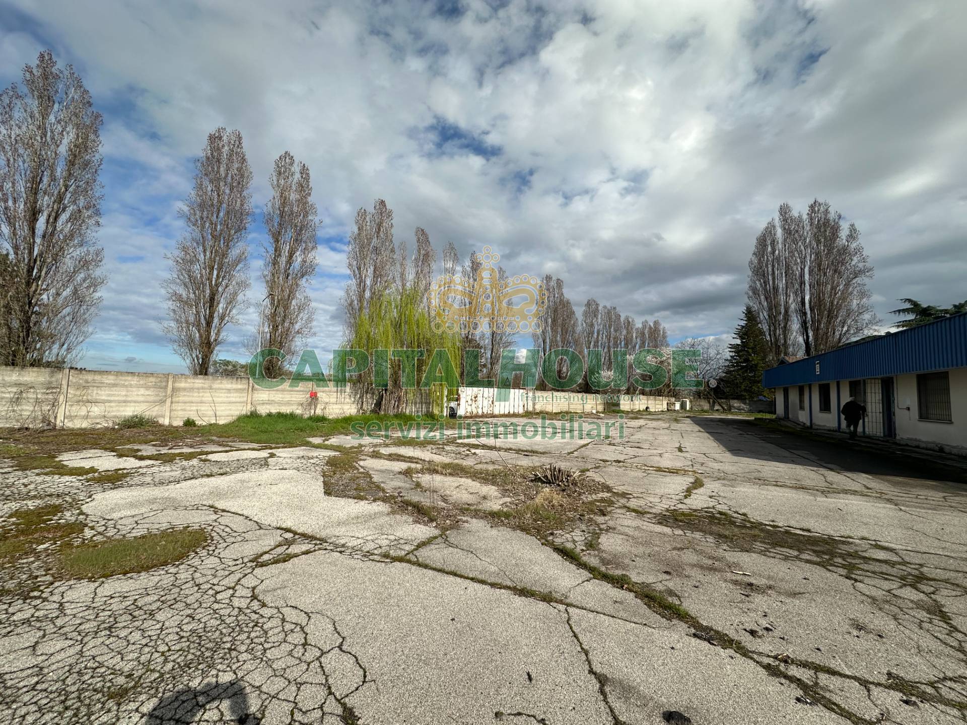 Opificio in vendita a Ferrara, Porotto-Cassana