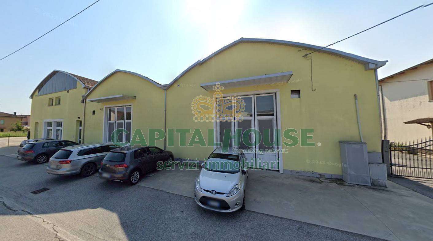 Capannone in vendita a Cento, Bevilacqua