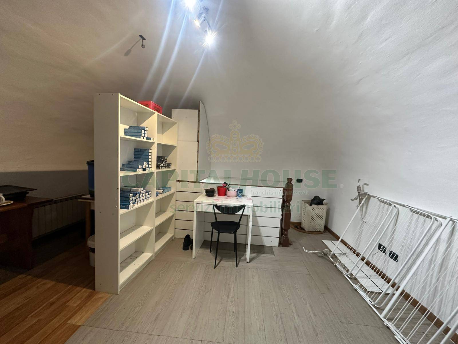 Commerciale in affitto a Bologna, Centro storico