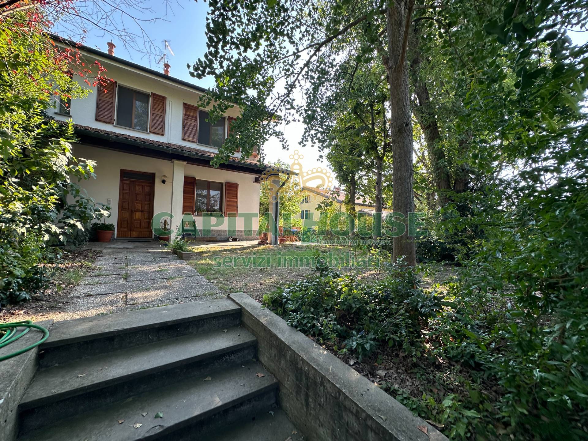 Villa bifamiliare in affitto a Granarolo dell'Emilia