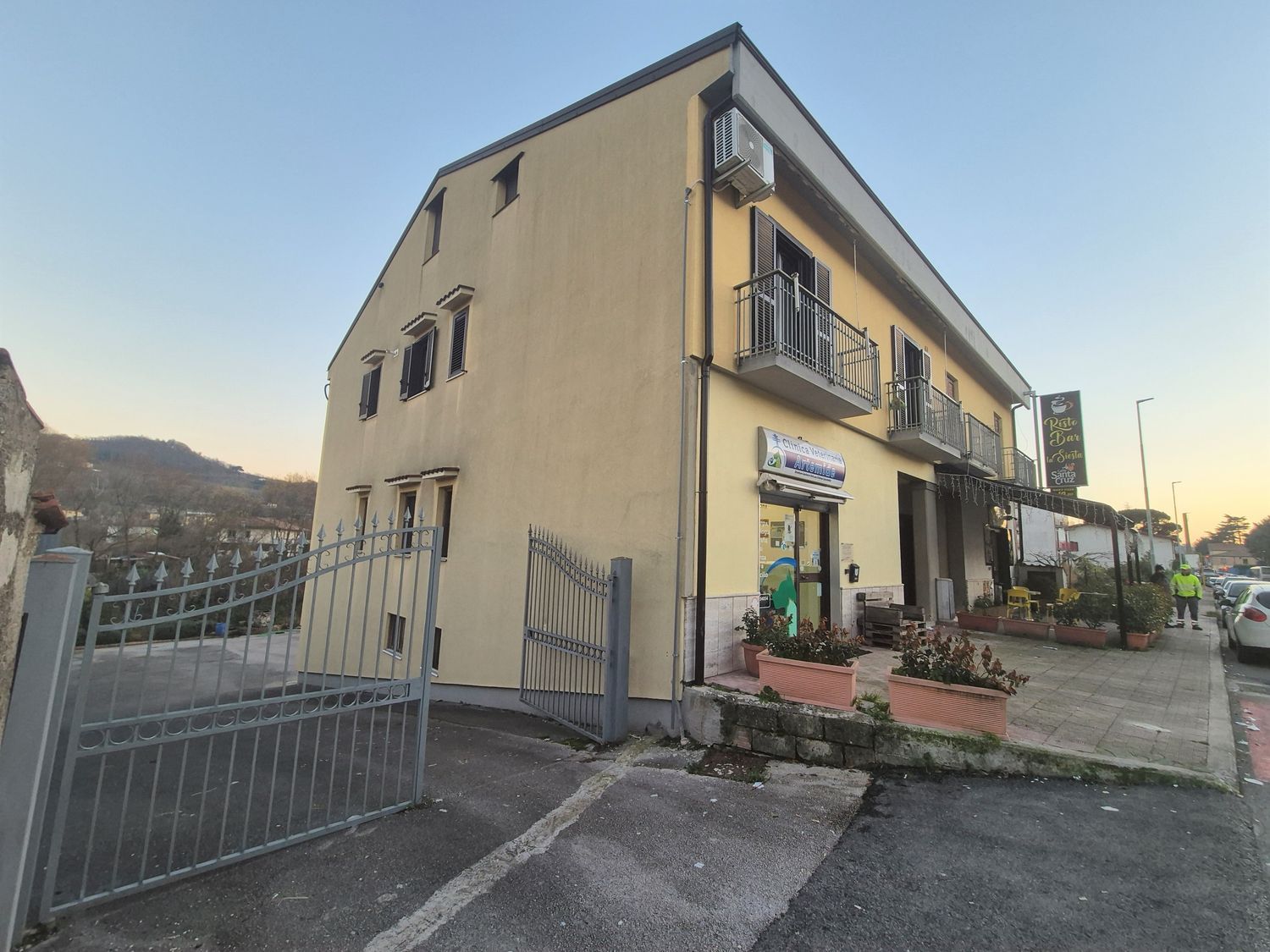 Locale commerciale in vendita in via pianodardine 0, Avellino