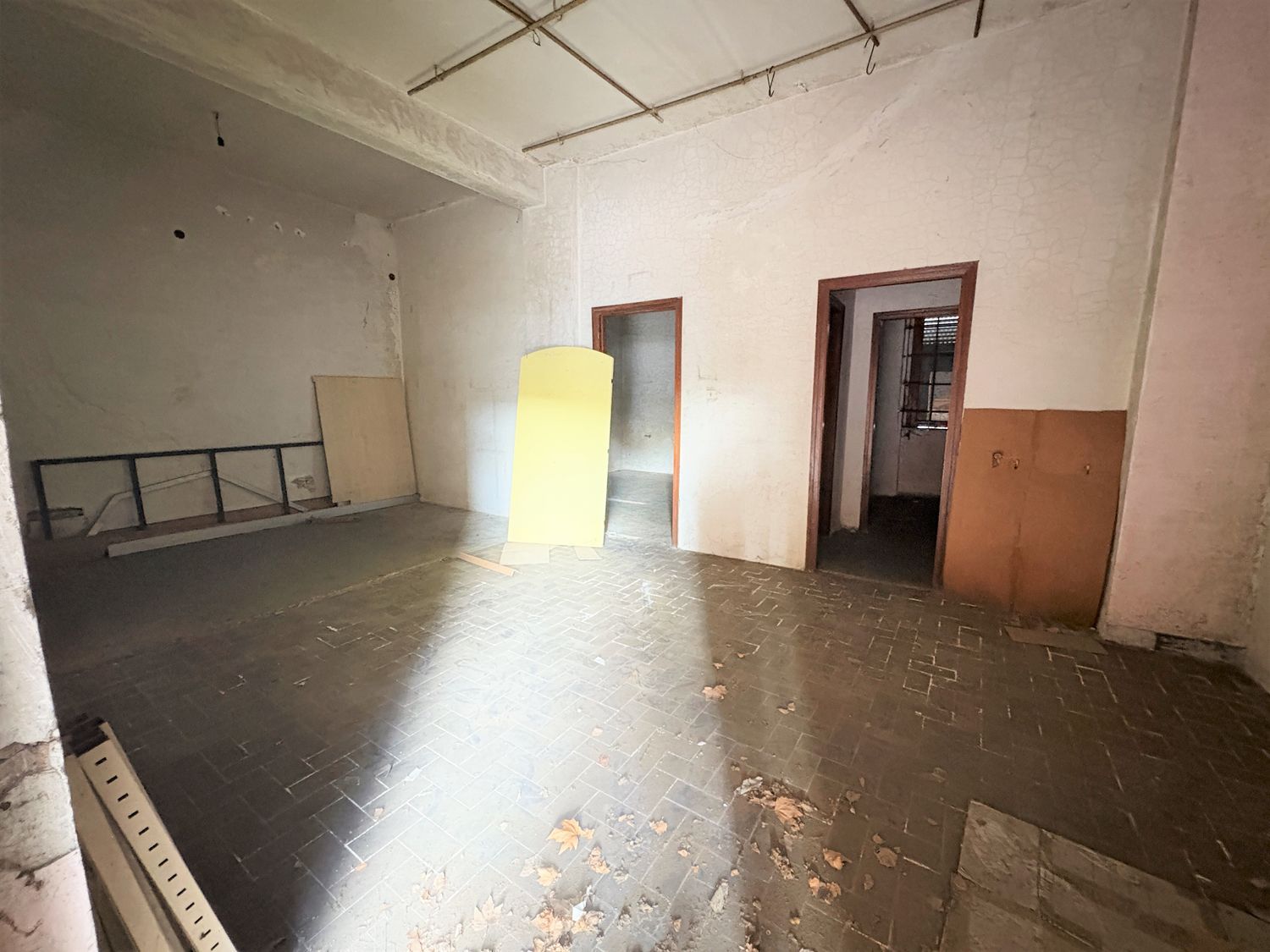 Locale commerciale in vendita in via appia 42, Atripalda