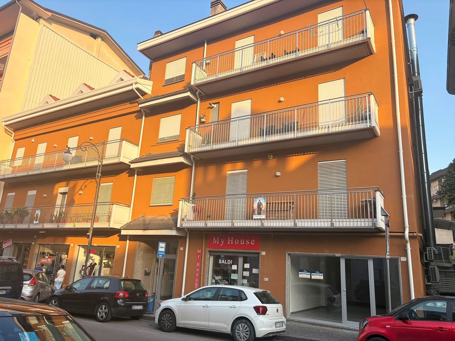 Locale commerciale in affitto in via via roma 185, Atripalda