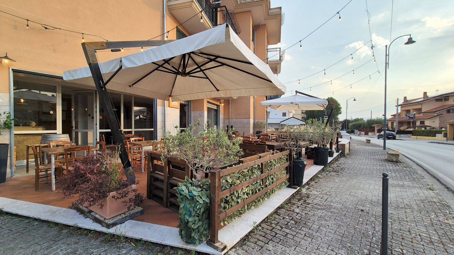 Locale commerciale in affitto in viale viale sandro pertini 0, San Potito Ultra