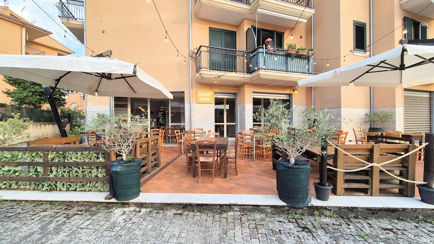 Locale commerciale in affitto in viale viale sandro pertini 0, San Potito Ultra