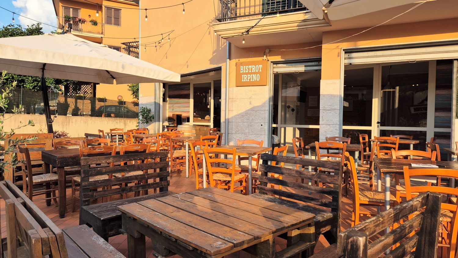 Locale commerciale in affitto in viale viale sandro pertini 0, San Potito Ultra