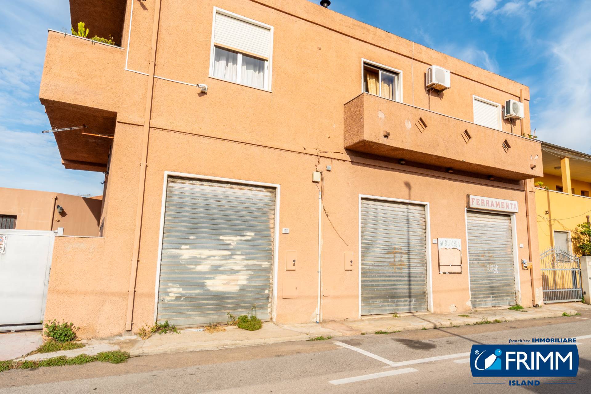 Locale commerciale in vendita a Olbia, San Nicola