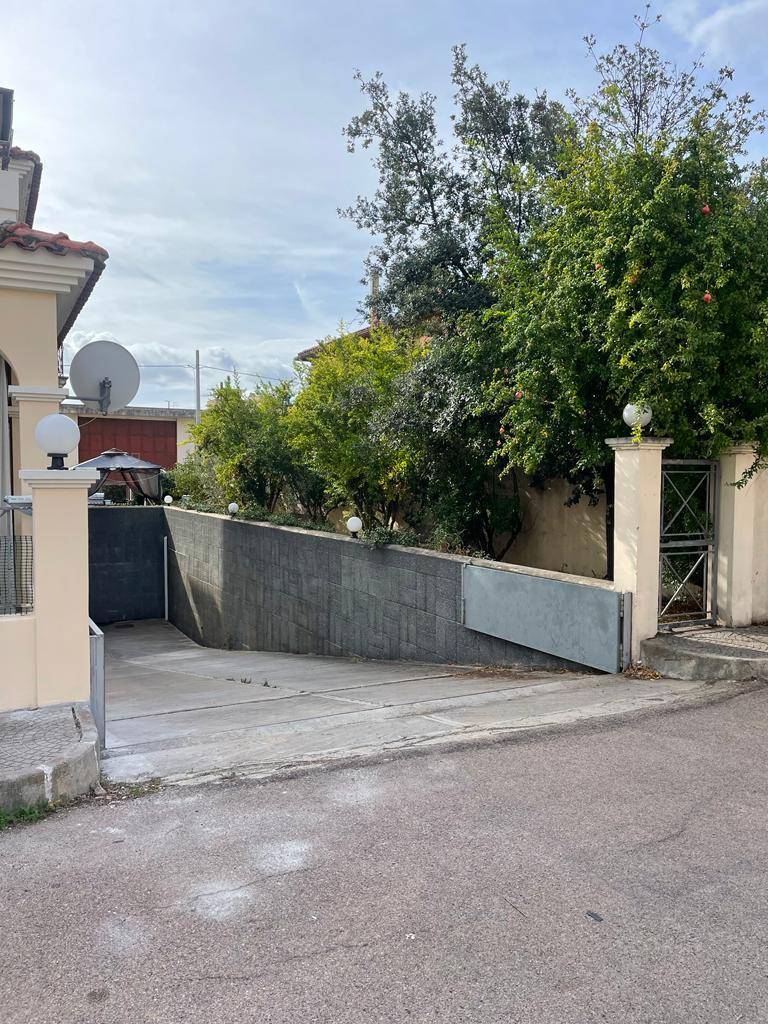 Box o garage in vendita a Olbia, Viale A. Moro ospedale vecchio